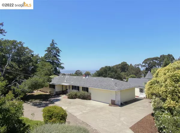 460 Buena Vista Dr, Pinole, CA 94564