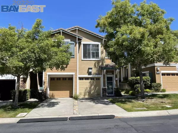 23010 Canyon Terrace Dr #2, Castro Valley, CA 94552