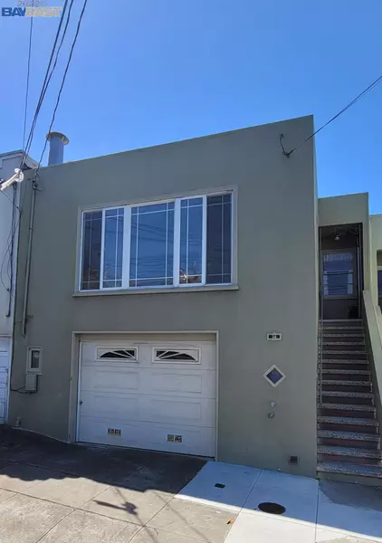 38 Bismark St, Daly City, CA 94014