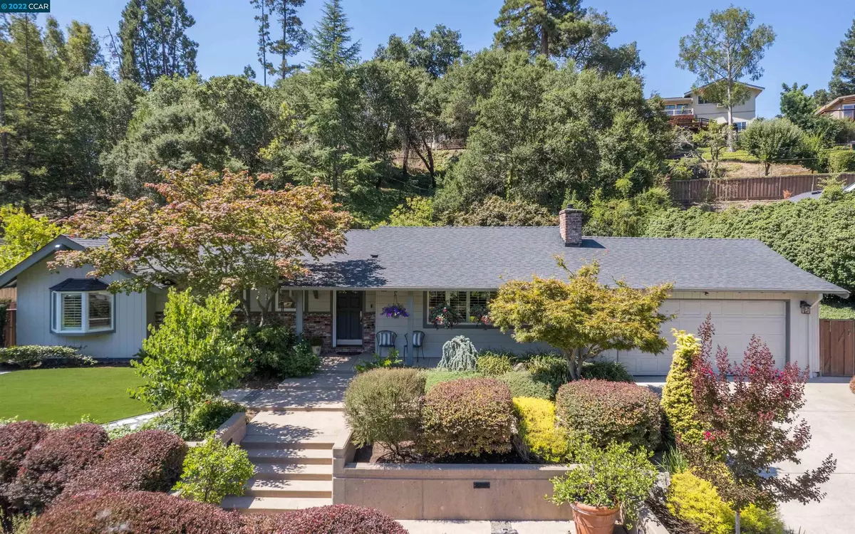 Orinda, CA 94563,44 Ivy Dr