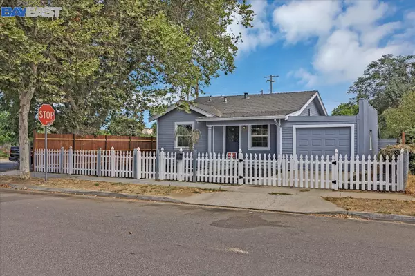 326 Ash, Modesto, CA 95351