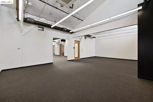 Oakland, CA 94606,1830 Embarcadero, Suite 100