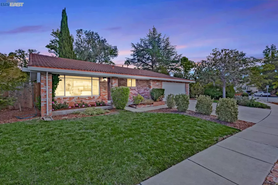 42124 Camino Santa Barbara, Fremont, CA 94539