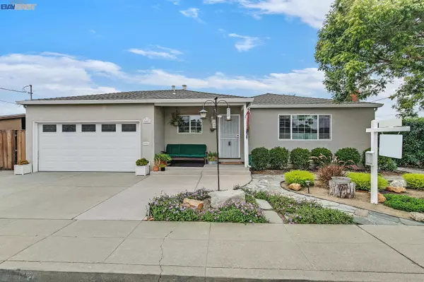 4827 Driftwood Dr, Fremont, CA 94536