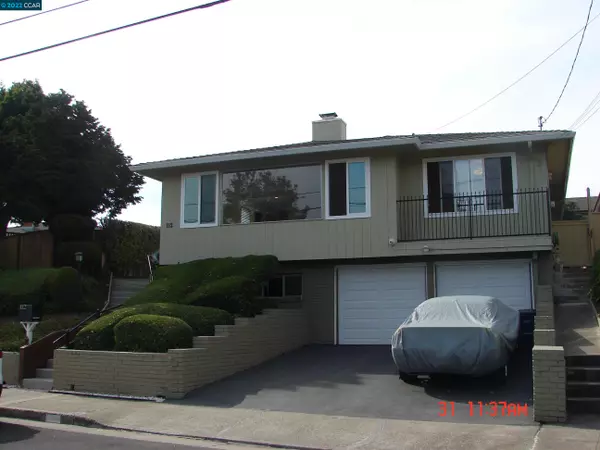 112 Sequoyah View Dr, Oakland, CA 94605