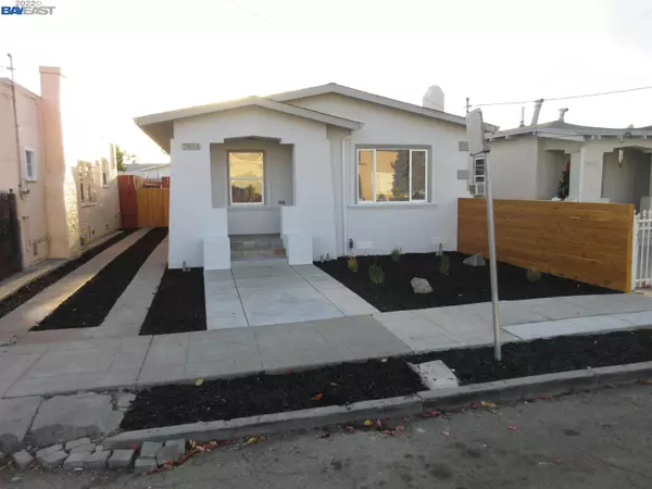 7833 Weld St, Oakland, CA 94621