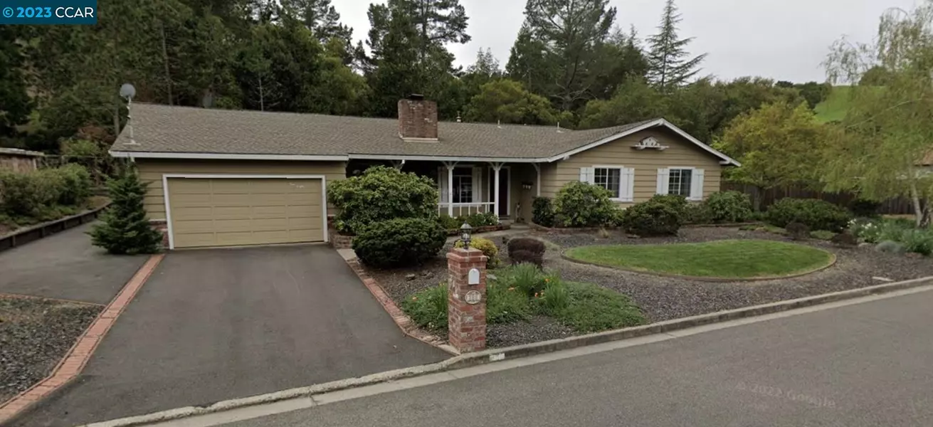 280 Scofield Dr, Moraga, CA 94556