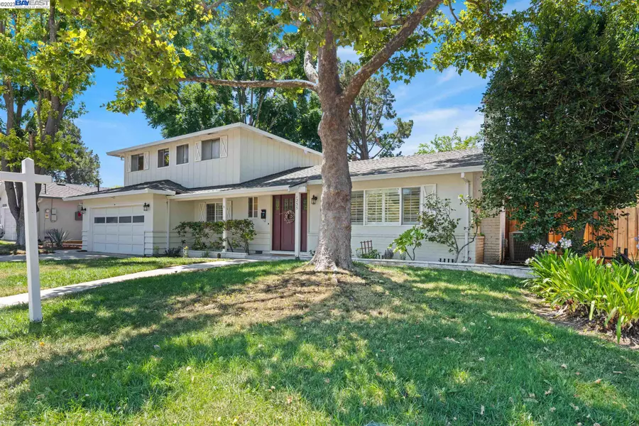 1235 Arkell Rd, Walnut Creek, CA 94598