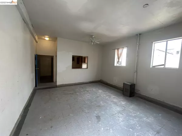 Richmond, CA 94801,105 Nevin Ave