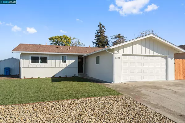 1811 Elliott Dr, American Canyon, CA 94503