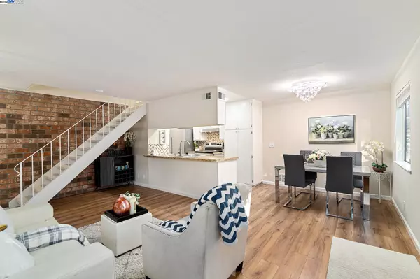 312 N 2Nd St #2, Campbell, CA 95008