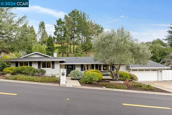 Moraga, CA 94556,414 Fernwood Dr