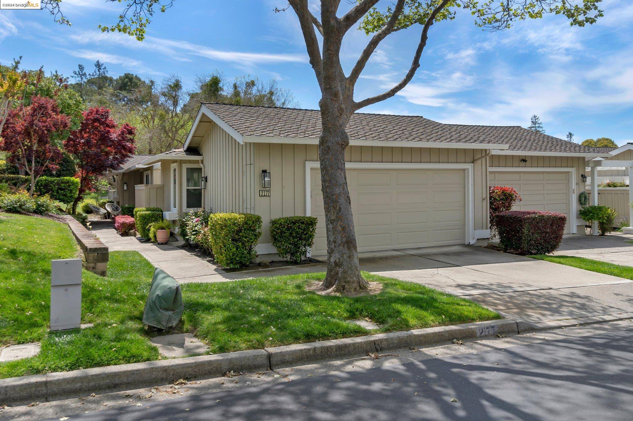 2177 Myrtle Beach Ln, Danville, CA 94526