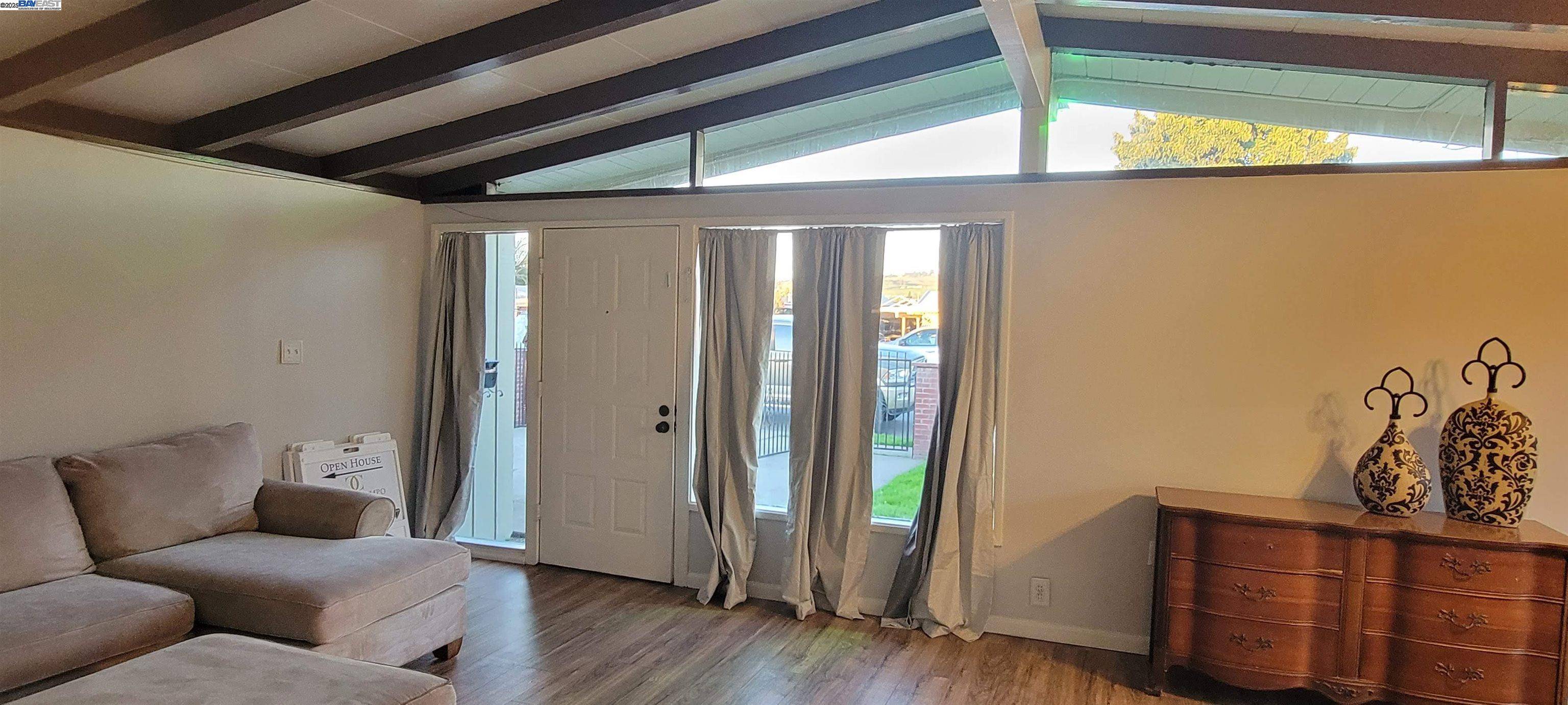 Hayward, CA 94544,27781 Mandarin Ave