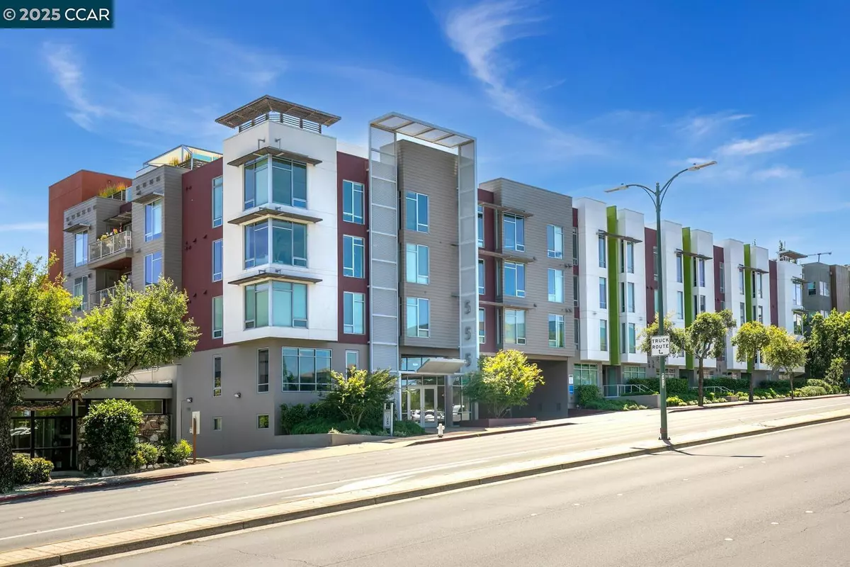 Walnut Creek, CA 94596,555 Ygnacio Valley Rd #309