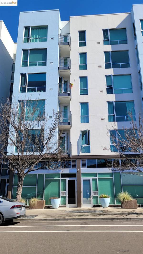 228 2nd Street, Oakland, CA 94607