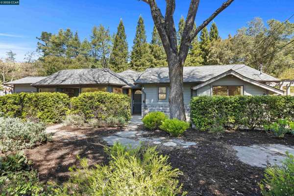 Moraga, CA 94556,225 Rheem Blvd