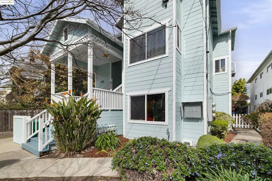 1619 Fairview St, Berkeley, CA 94703