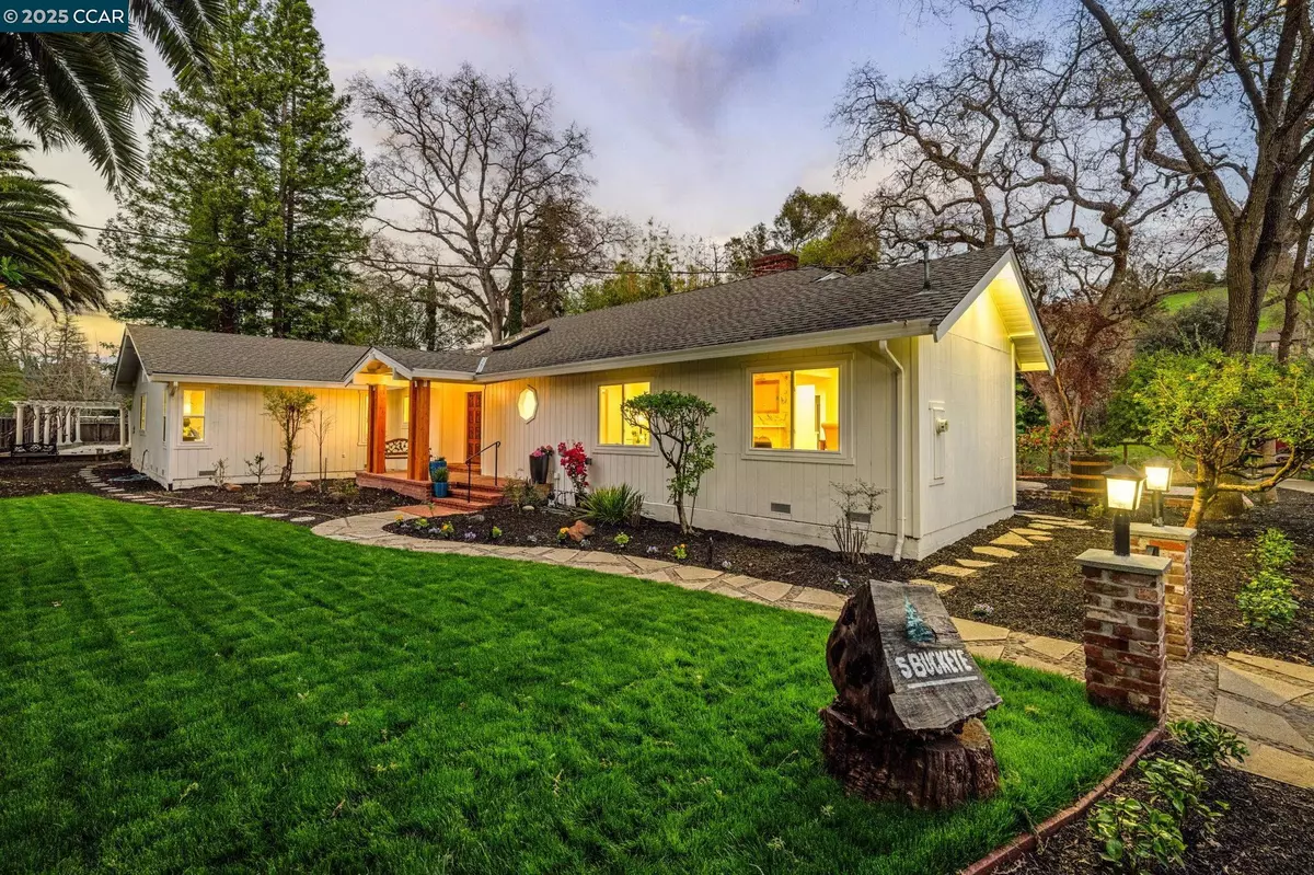 Danville, CA 94526,5 Buckeye Ln