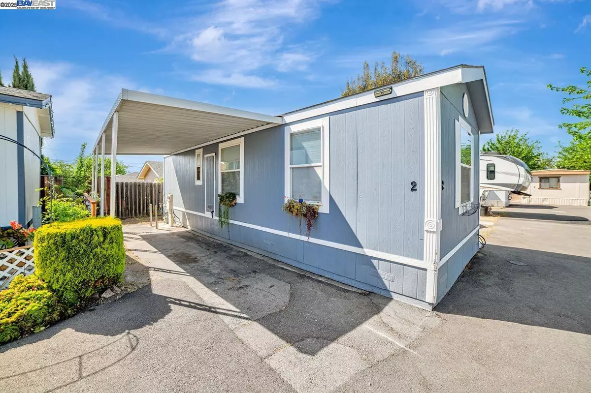 Livermore, CA 94551,828 Olivina Ave #2