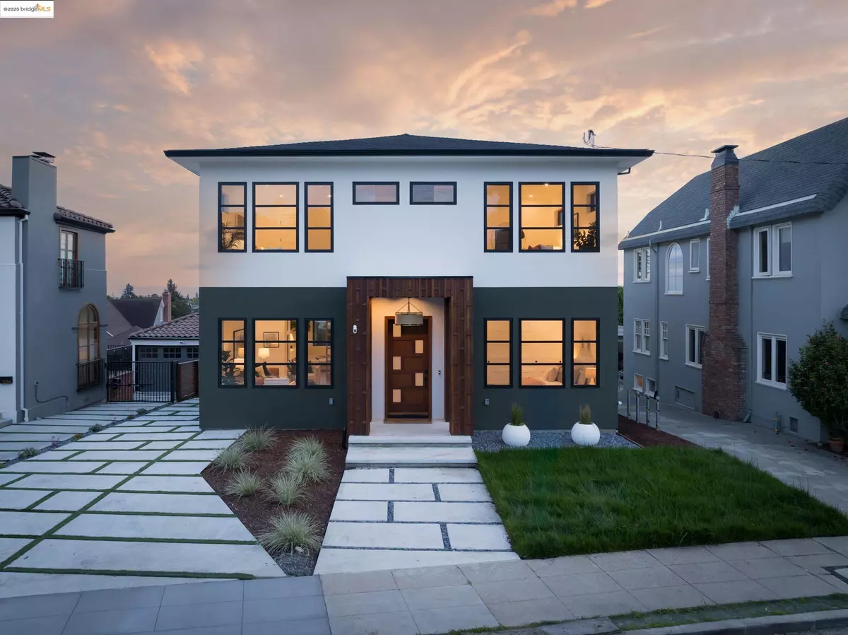 Oakland, CA 94610,1046 Ashmount