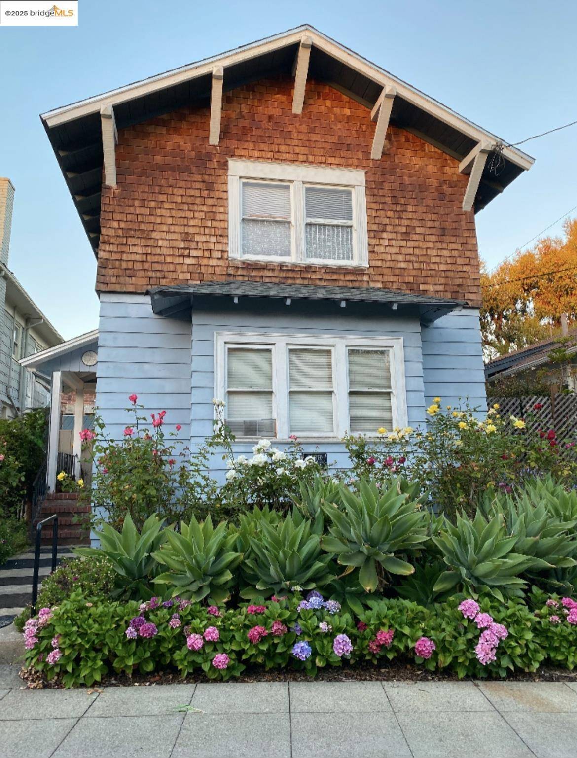 2537 Chilton Way,  Berkeley,  CA 94704