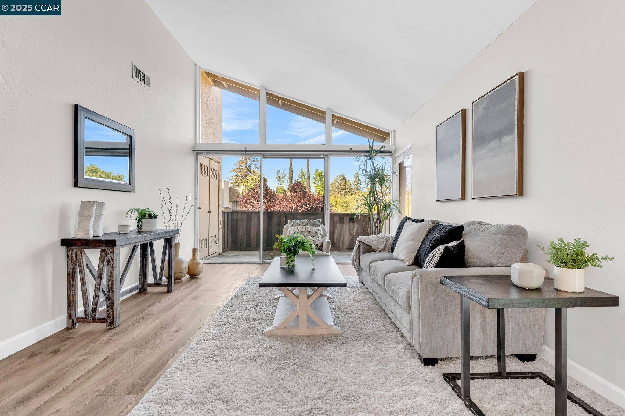 59 Massolo Dr #E, Pleasant Hill, CA 94523