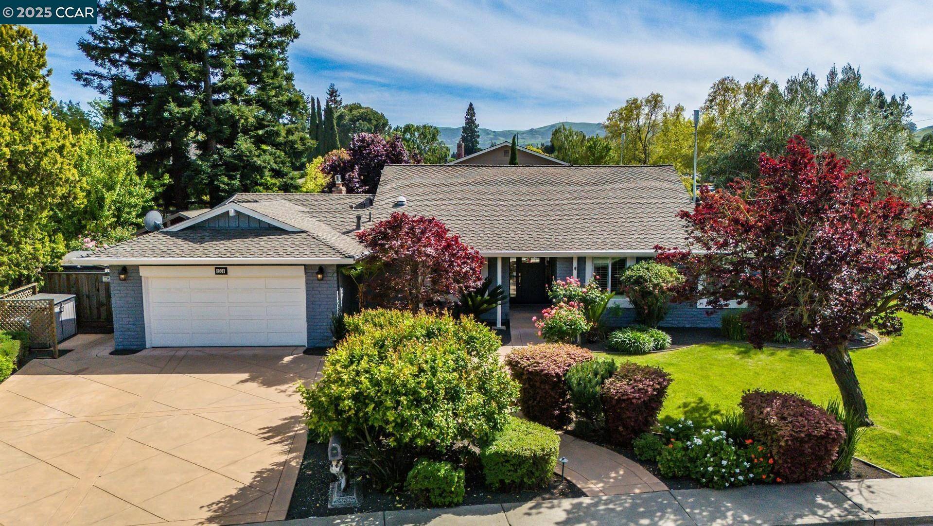 1501 Harlan Dr, Danville, CA 94526