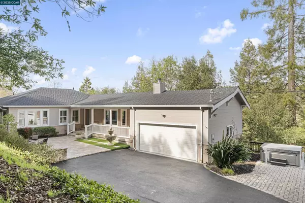 6 Monte Veda Dr, Orinda, CA 94563