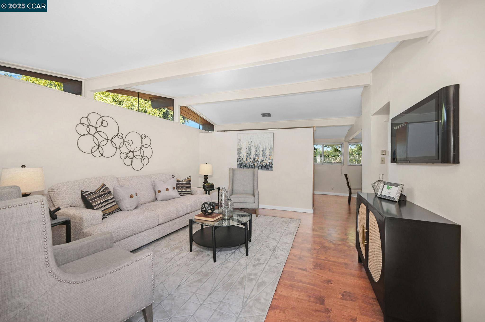 980 Santa Lucia Dr, Pleasant Hill, CA 94523