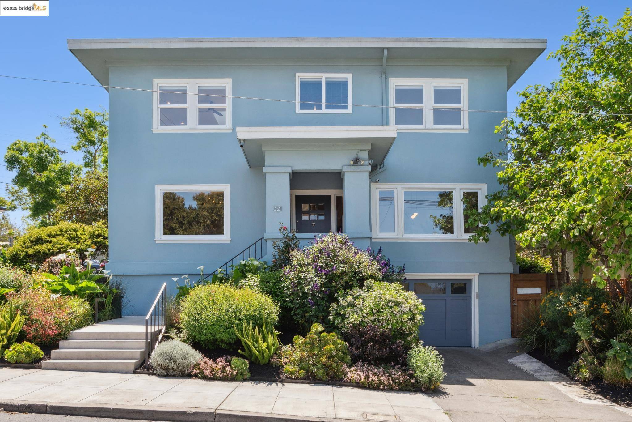 Oakland, CA 94618,321 Glendale Ave.