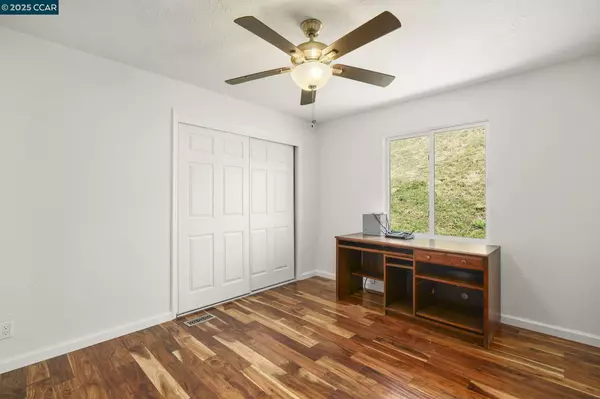 Martinez, CA 94553,2251 Rancho Del Lago Rd