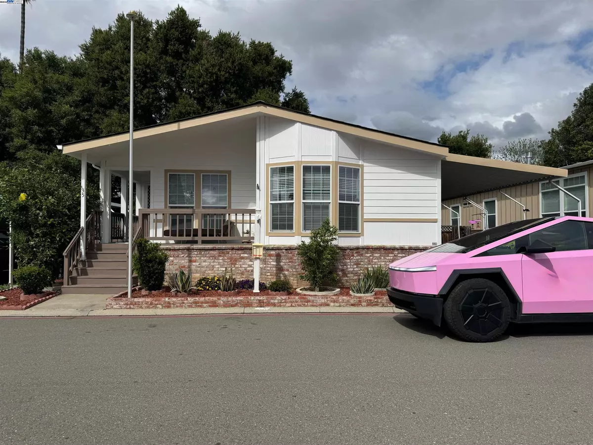 San Jose, CA 95138,6130 Monterey Hwy #35