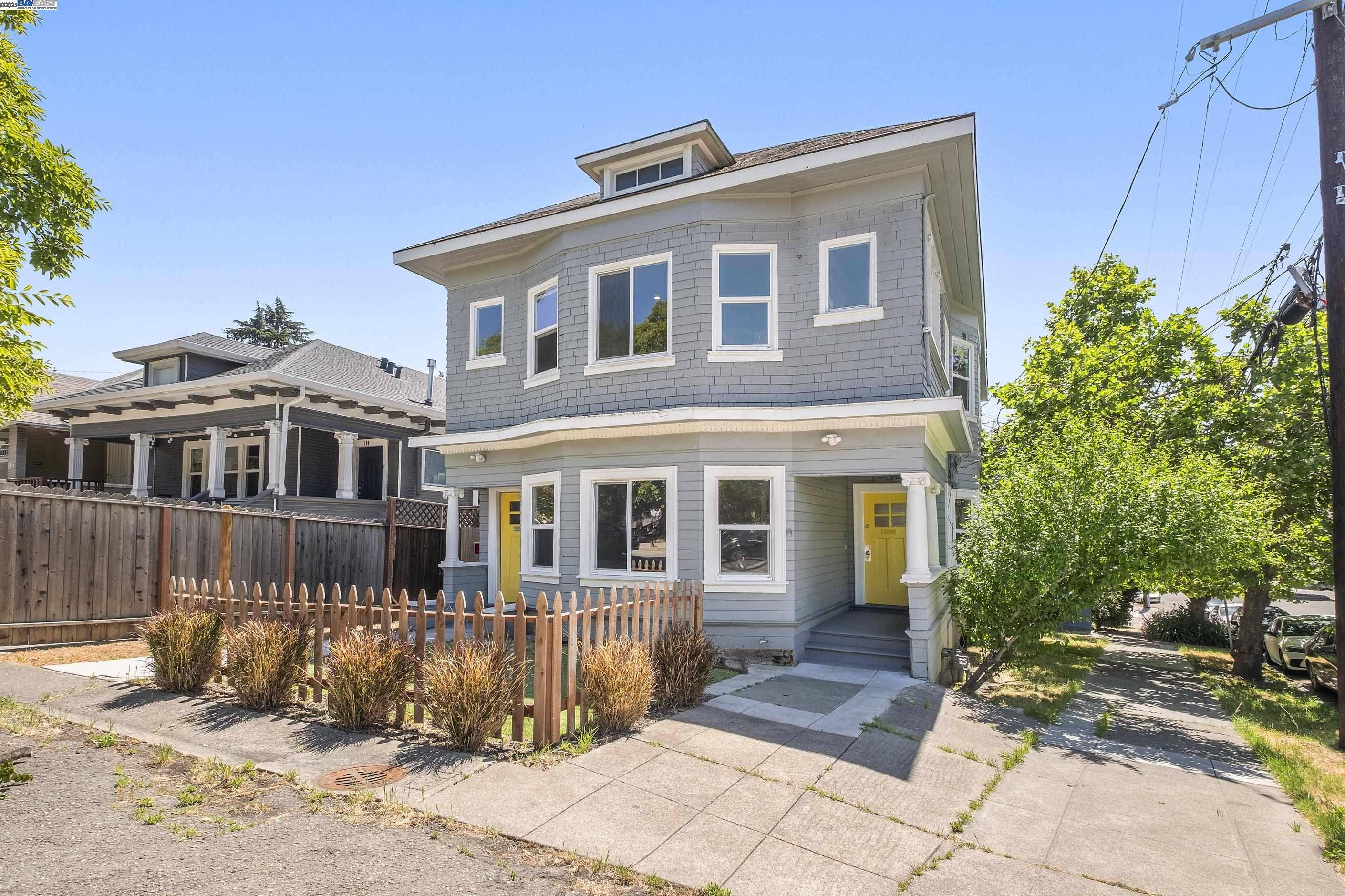 193 W Macarthur Blvd, Oakland, CA 94611