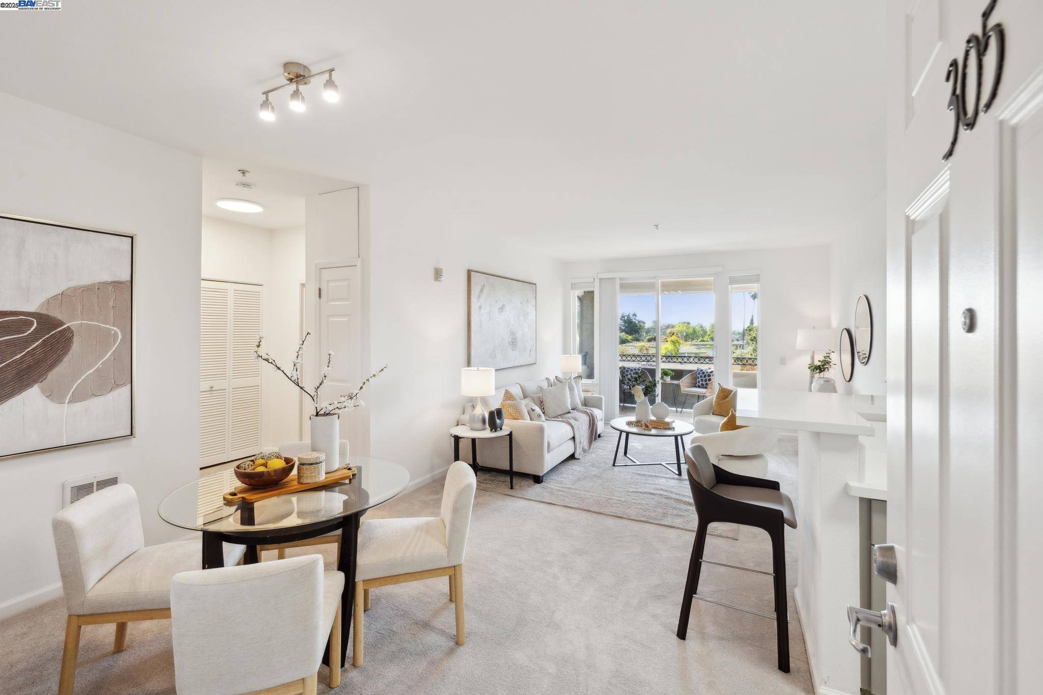 401 S Norfolk St #305, San Mateo, CA 94401