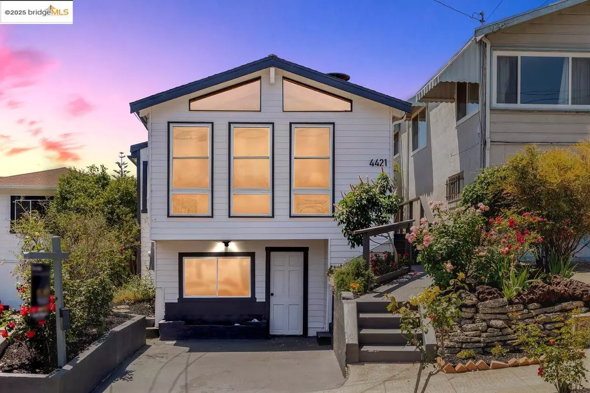 Oakland, CA 94619,4421 Steele Street