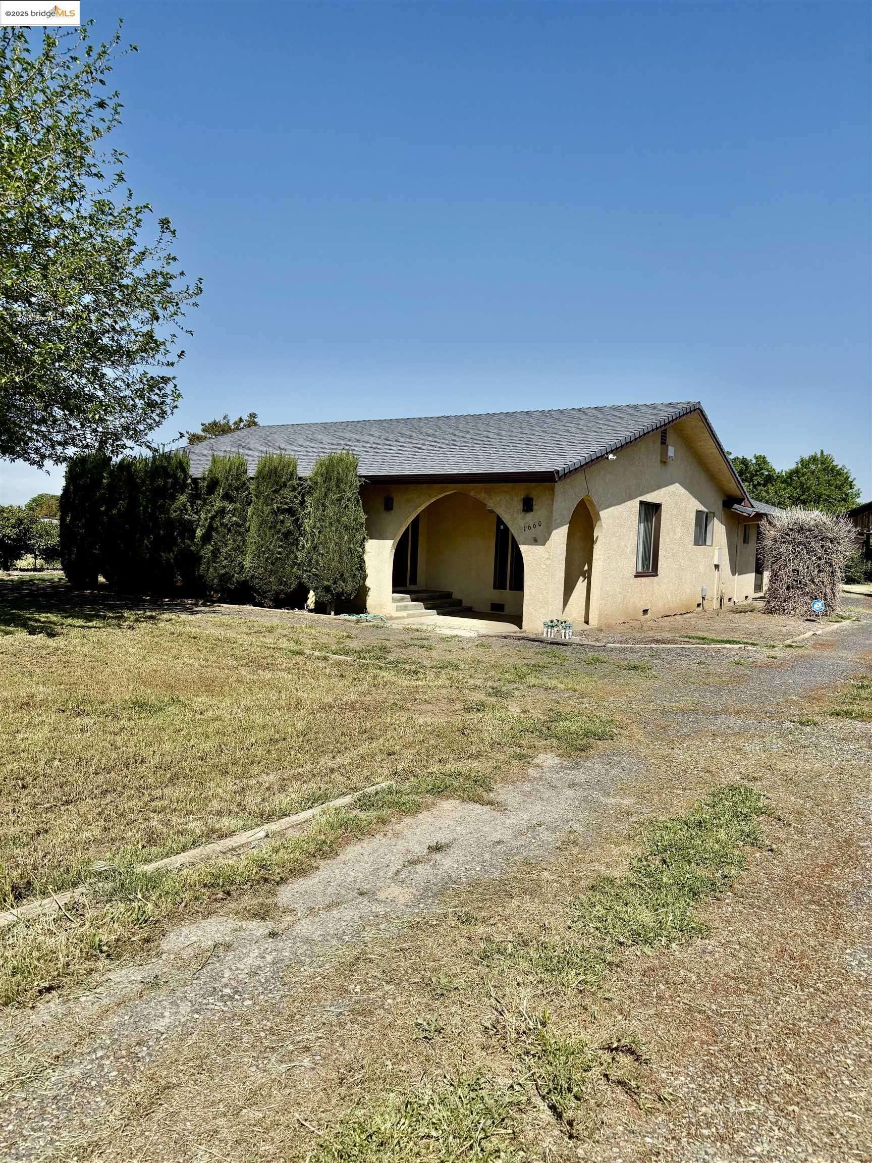 1660 Kibby, Merced, CA 95340