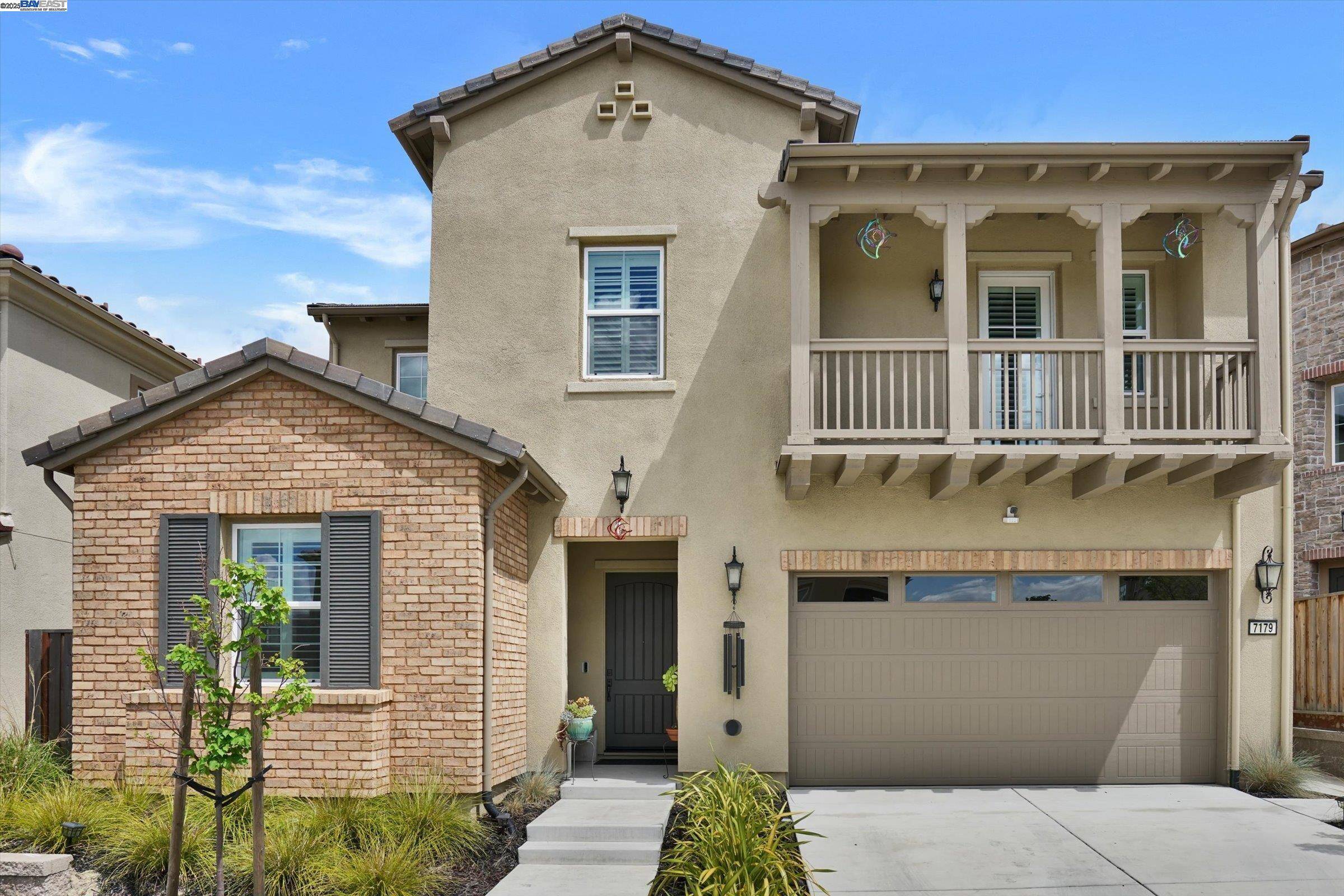 7179 Lembert Hills Dr, Dublin, CA 94568