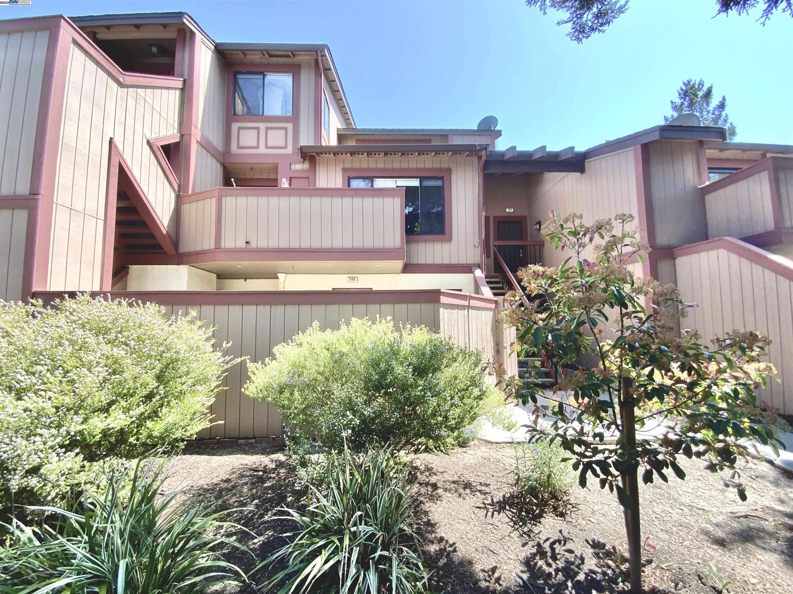 248 Hackamore Cmn, Fremont, CA 94539