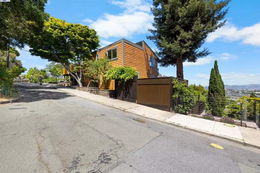 460-464 Eddy St, Richmond, CA 94801