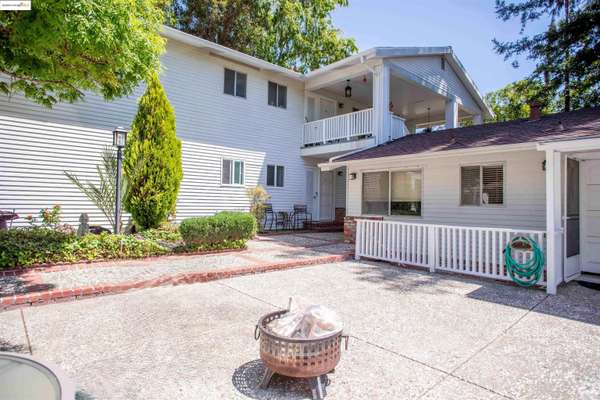Moraga, CA 94556,2044 Ascot Dr