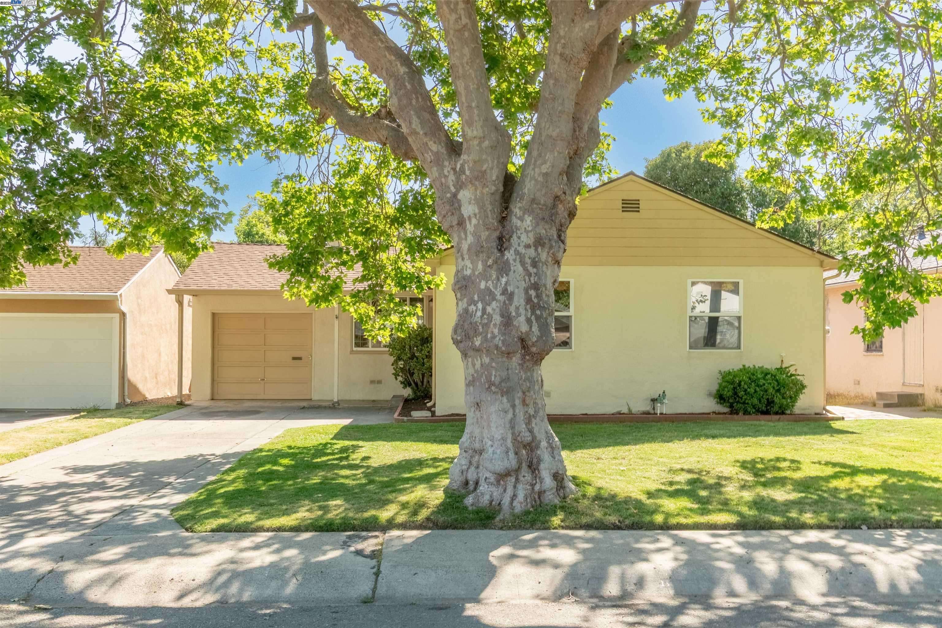 San Lorenzo, CA 94580,15743 Via Lunado