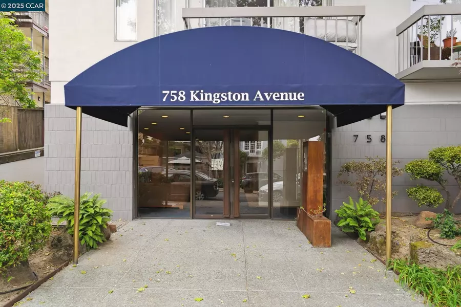 758 Kingston Ave #25, Oakland, CA 94611