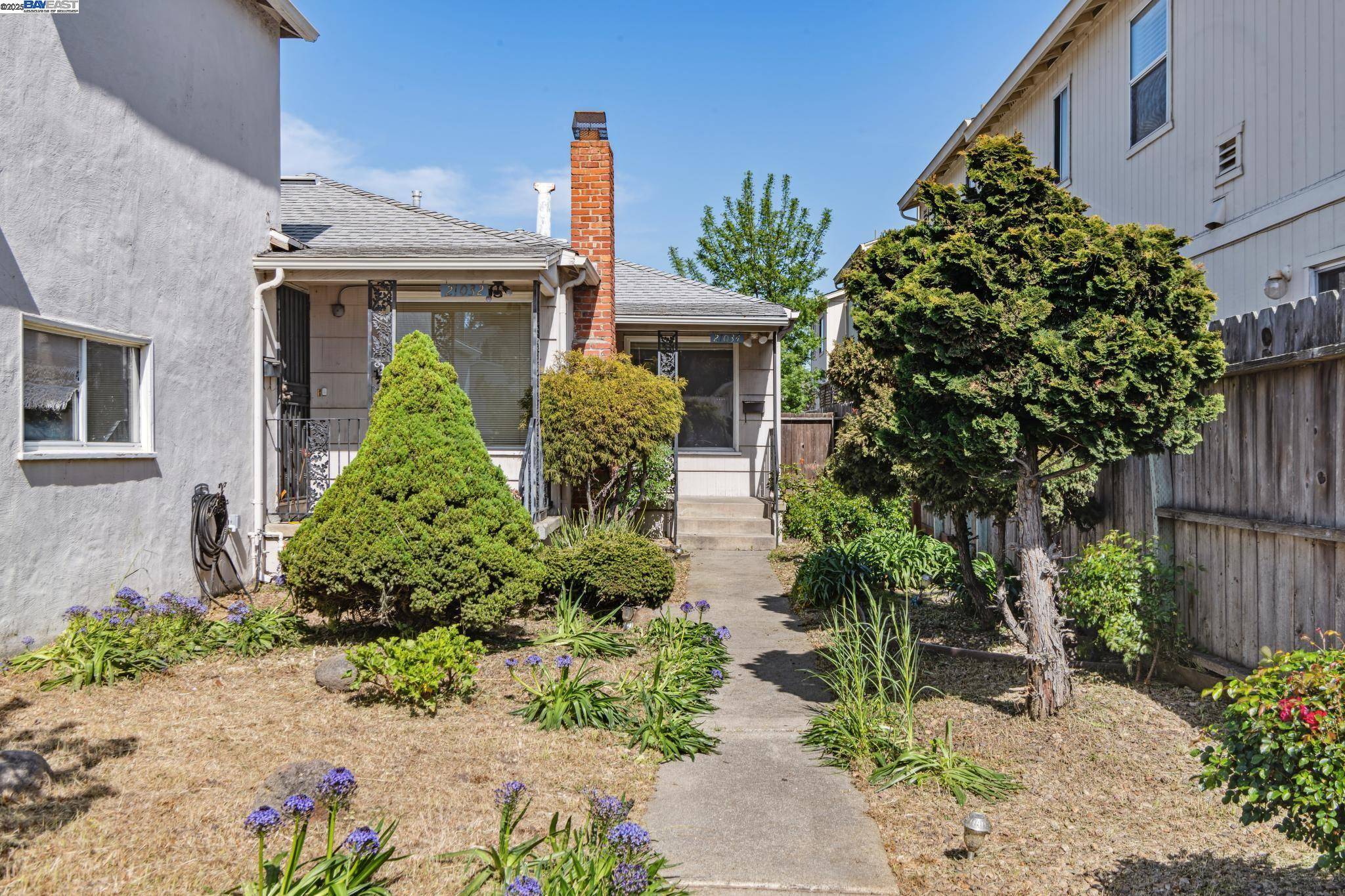 Castro Valley, CA 94546,21032 Baker Rd