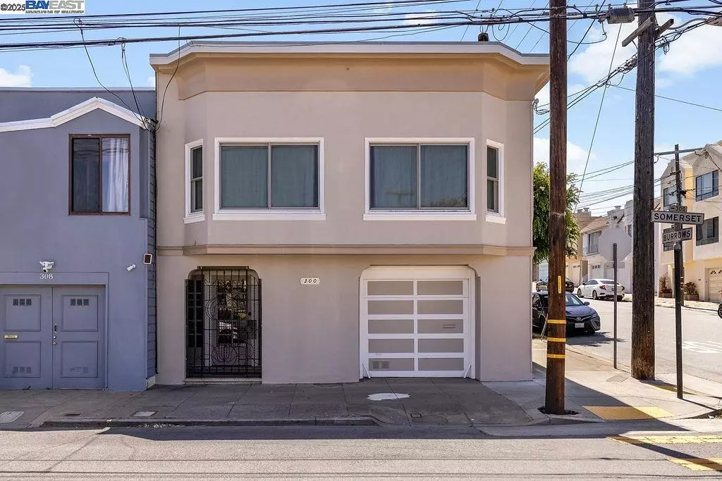 San Francisco, CA 94134,300-300A Somerset St