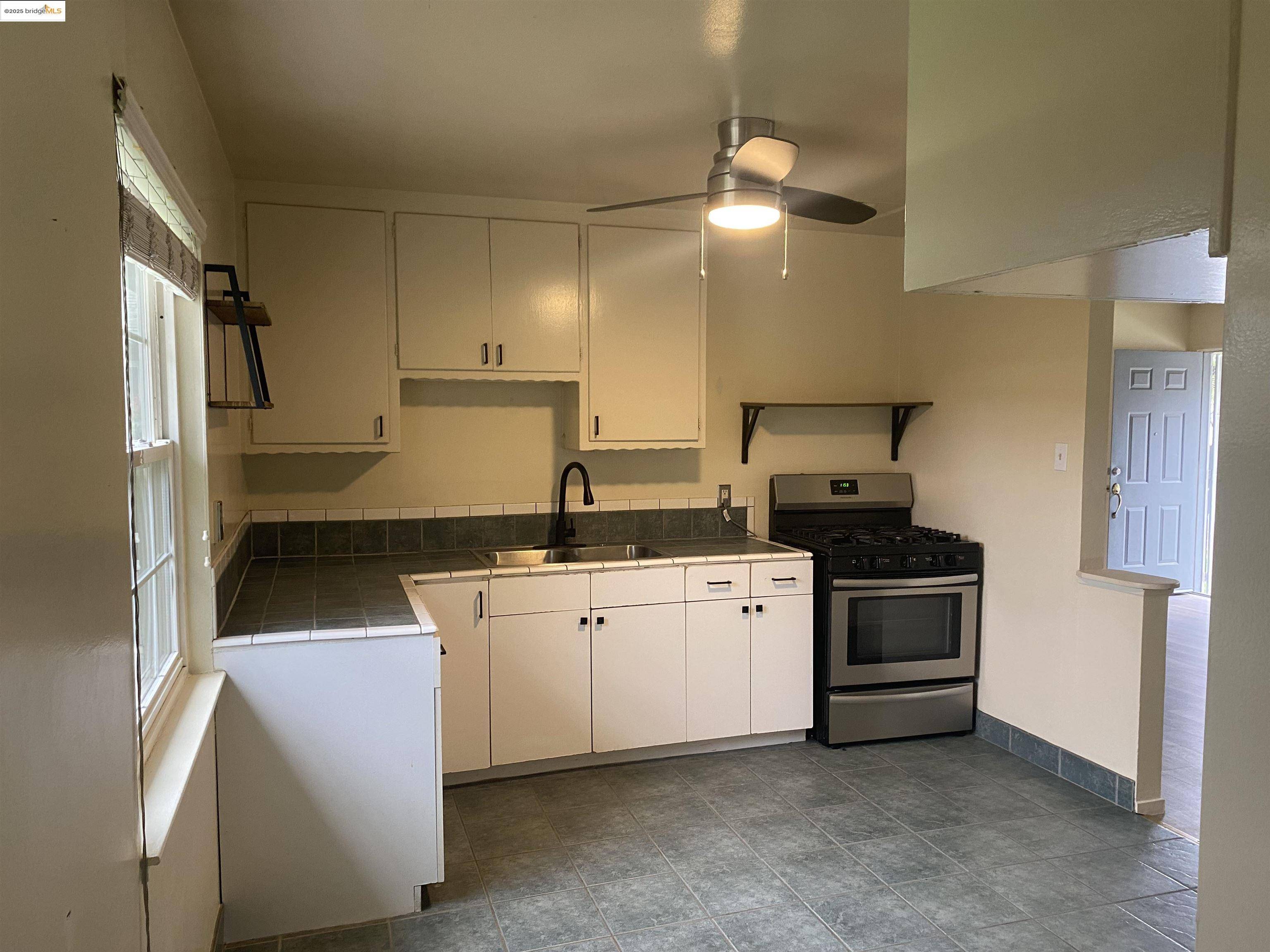 Pleasanton, CA 94566,4676 AUGUSTINE DRIVE