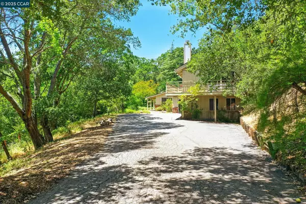 3363 Mcgraw Ln, Lafayette, CA 94549