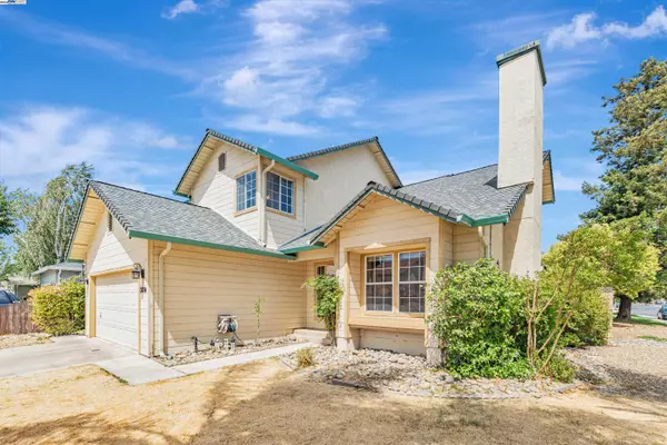 Lathrop, CA 95330,15150 Hollyhock Ct