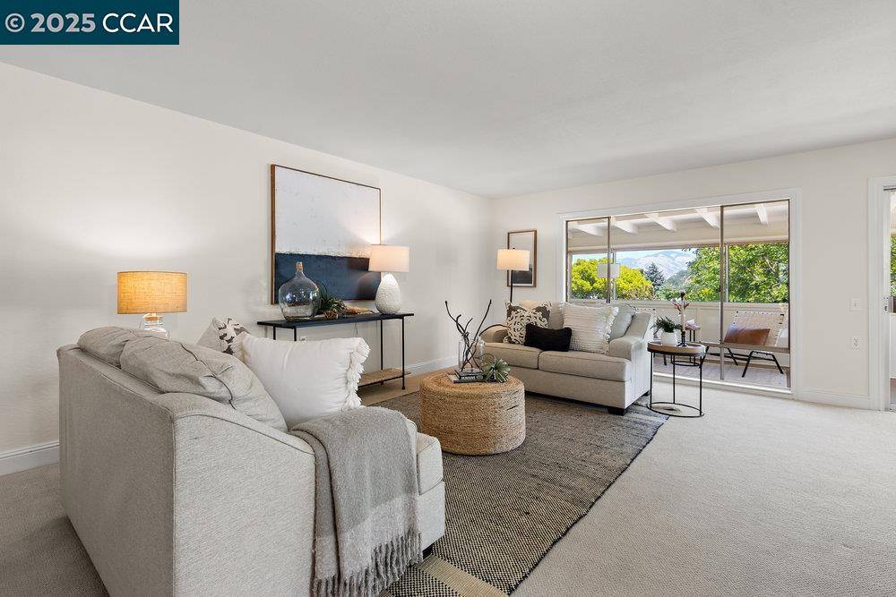 2200 Pine Knoll Dr #11, Walnut Creek, CA 94595