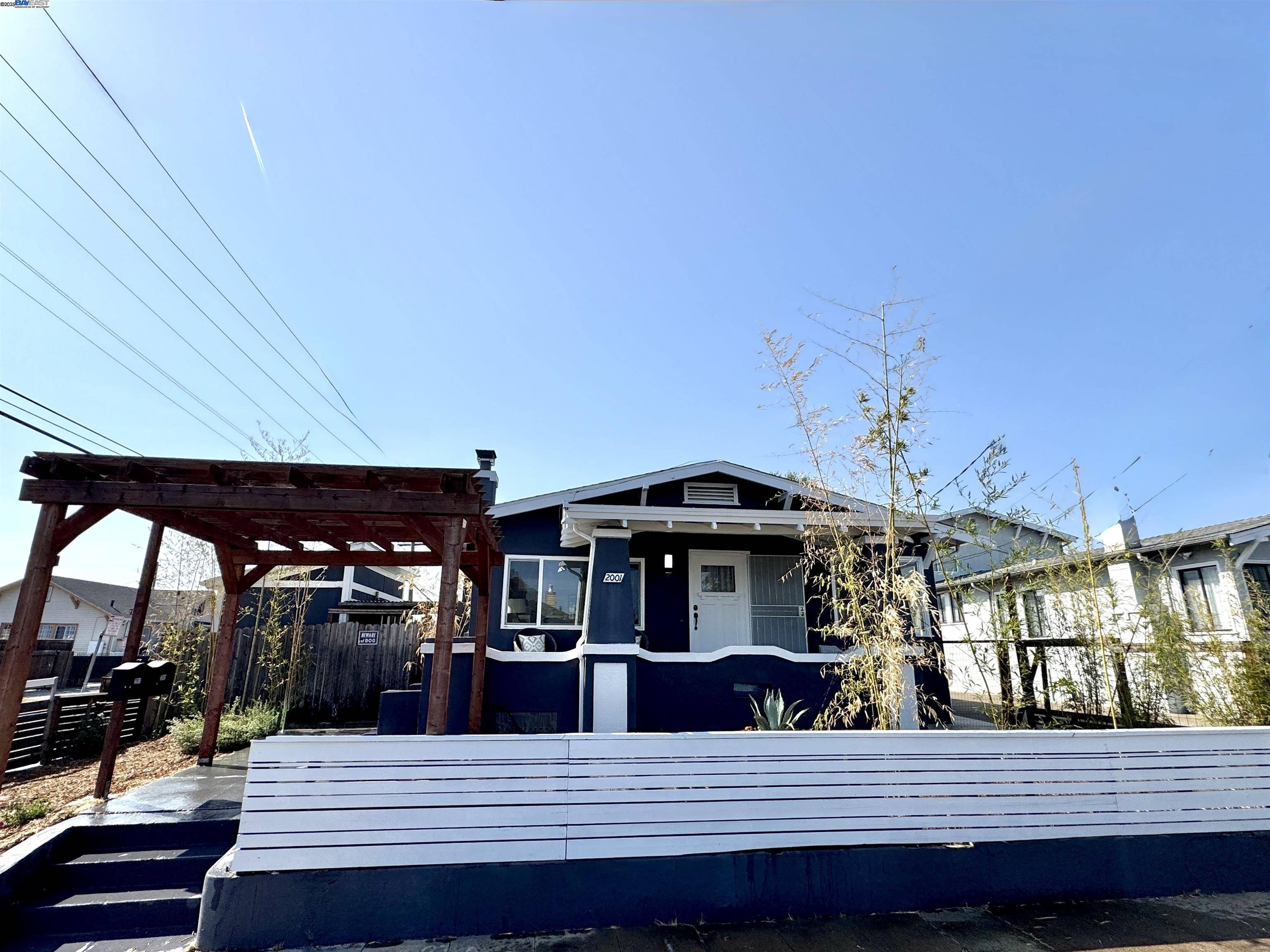 2001 87th Ave, Oakland, CA 94621